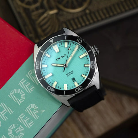 Circula-aquasport-ii-turquoise-dive-watch 8