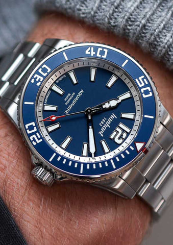 Hanhart-aquasphere-freefall-blau 21