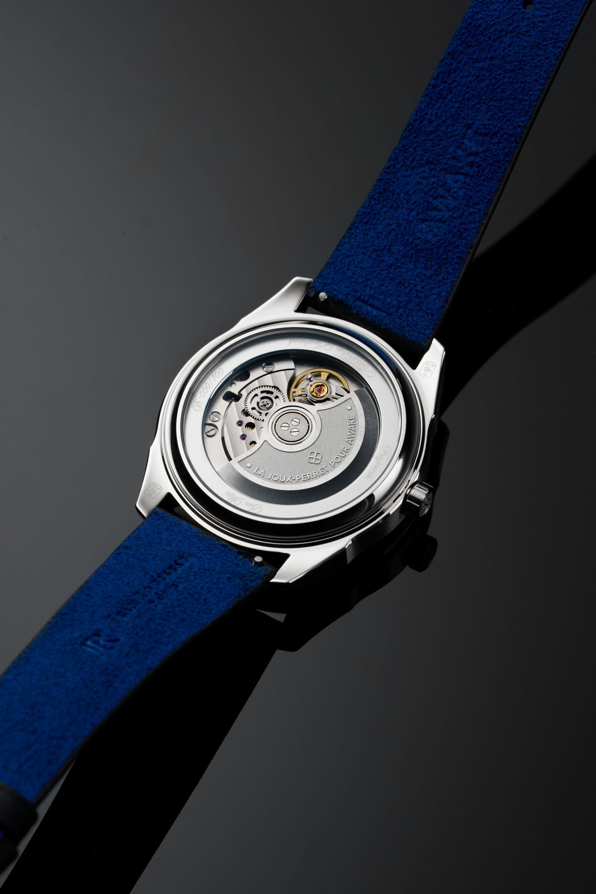 Awake-son-mai-fragments-blue 7