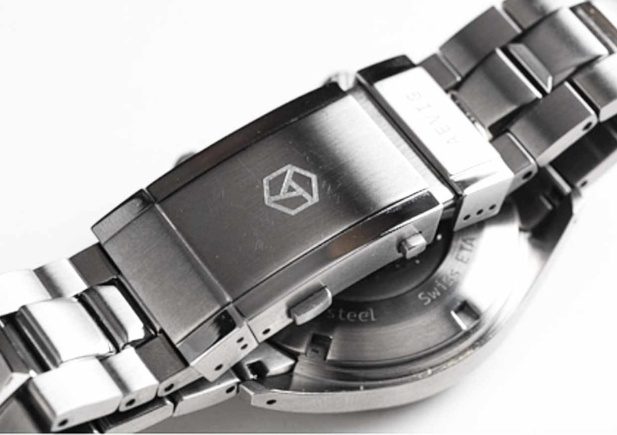 Aevig-huldra-black-blue 7