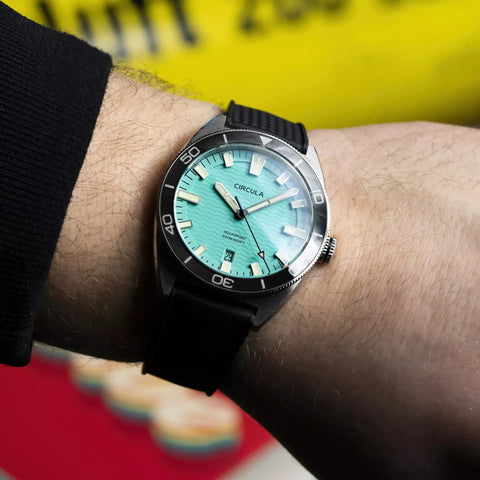 Circula-aquasport-ii-turquoise-dive-watch 3