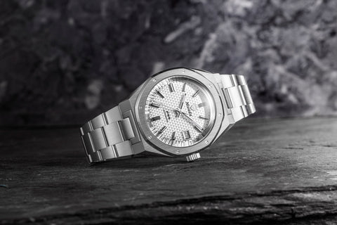 Nivada Grenchen F77 MK 2 White Date 69014A77