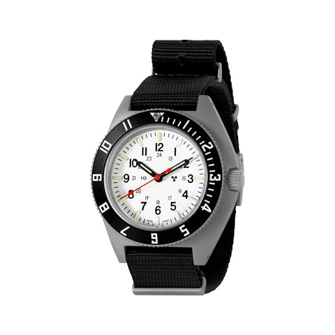 MARATHON 41mm SSNAV Arctic Steel Navigator Quarz - White Dial - WW194001SS