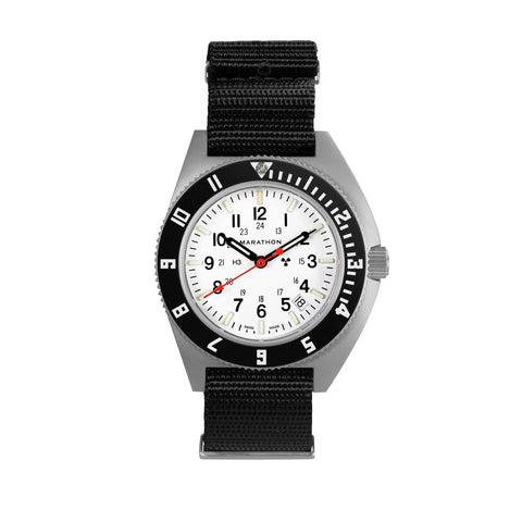 MARATHON 41mm SSNAV Arctic Steel Navigator Quarz - White Dial with Date - WW194013SS