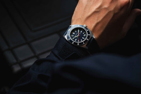MARATHON Blue Yonder SSNAV-D Steel Navigator Quarz WW194013SS