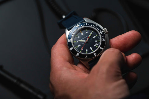 MARATHON Blue Yonder SSNAV-D Steel Navigator Quarz WW194013SS
