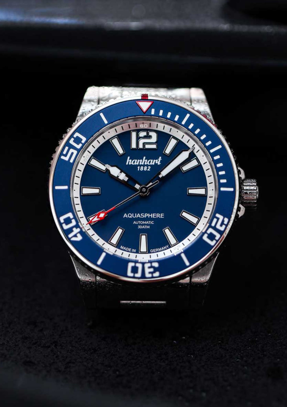 Hanhart-aquasphere-freefall-blau 19