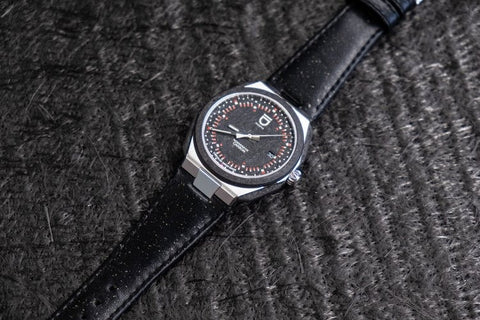 ID Geneve Circular C - Blood Orange