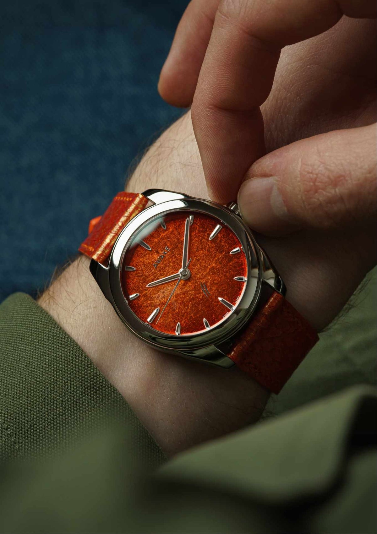 Awake-sơn-mai-silver-leaf-jurassic-watch-t-rex-limited-edition 16